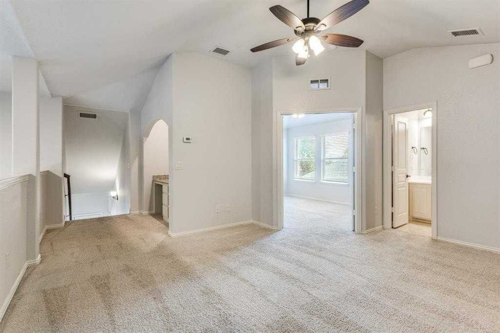 3317 Creekhaven Dr - Photo 3 of 12