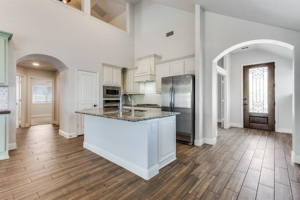 3317 Creekhaven Dr - Photo 4 of 12