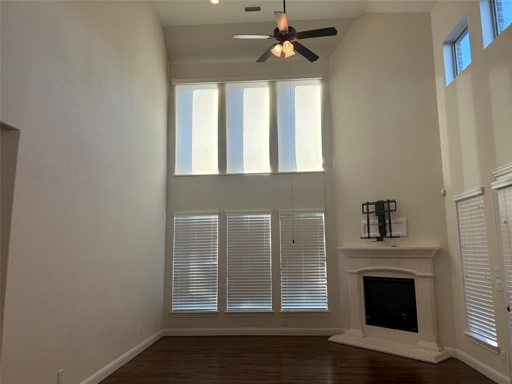 13200 Dianna Dr - Photo 2 of 15