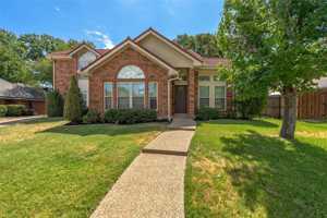 featured image of 3104 Steve Dr