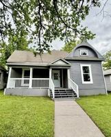 featured image of 1326 W Sears St
