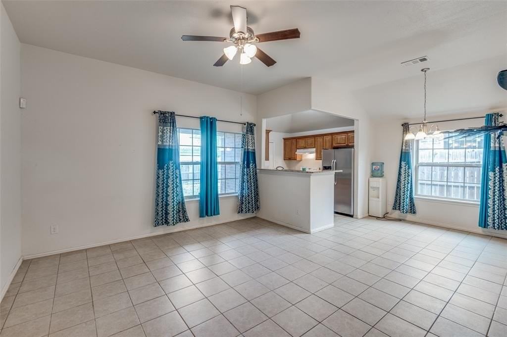 1939 Naira Dr - Photo 4 of 22