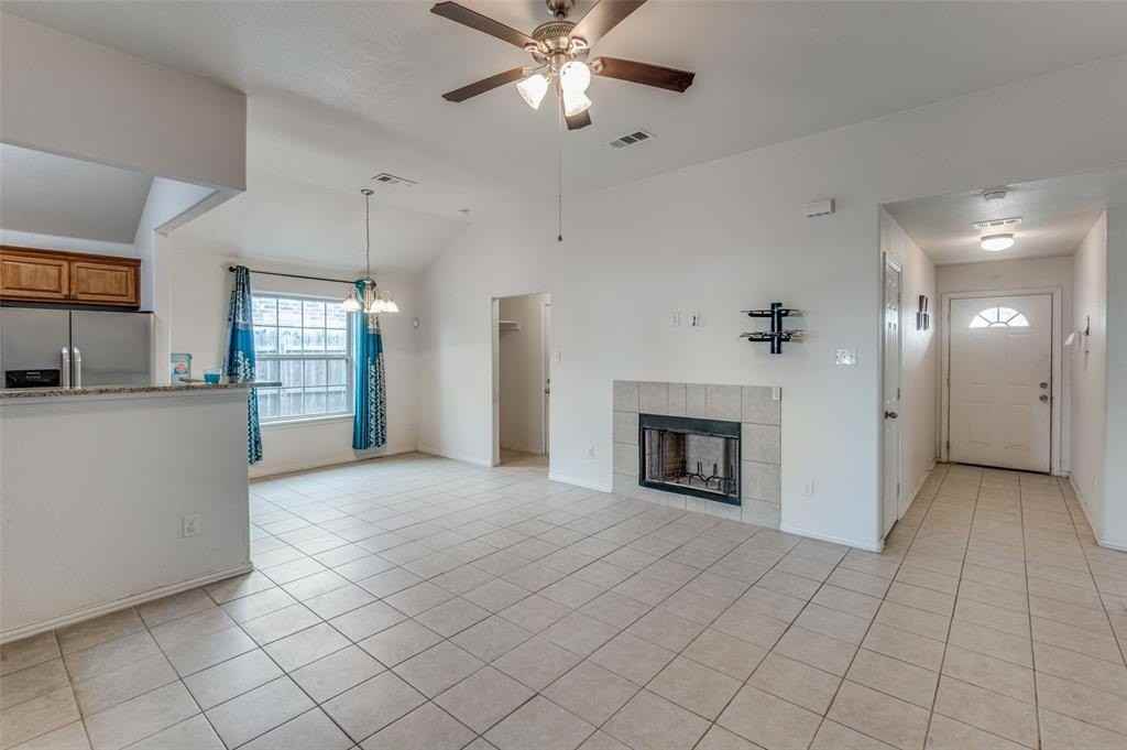 1939 Naira Dr - Photo 5 of 22