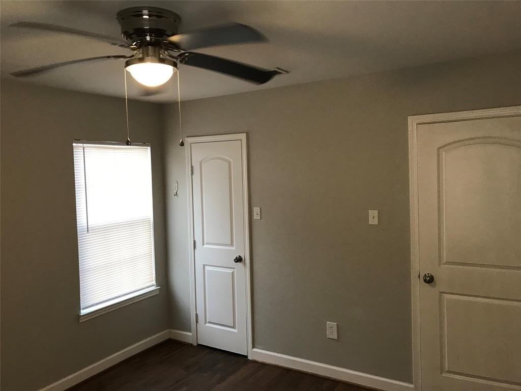 512 Freeman Dr - Photo 7 of 12