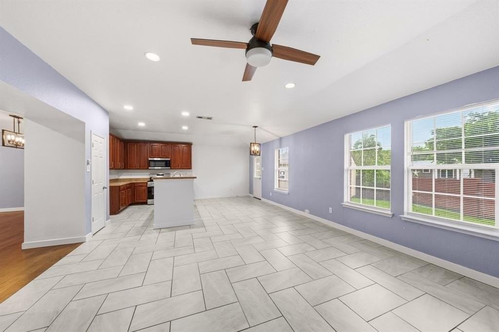 2008 Archer Dr - Photo 3 of 28