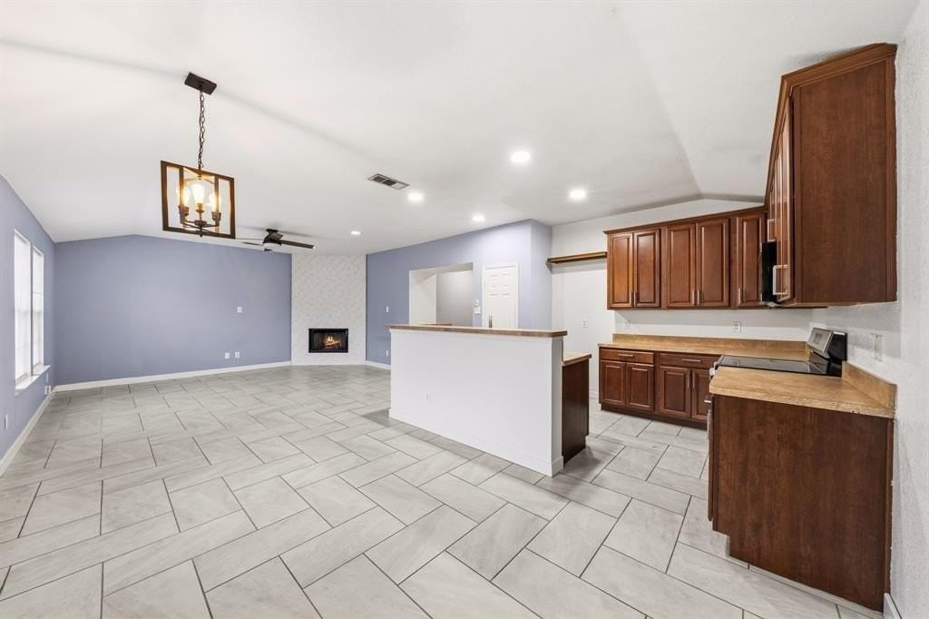 2008 Archer Dr - Photo 7 of 28