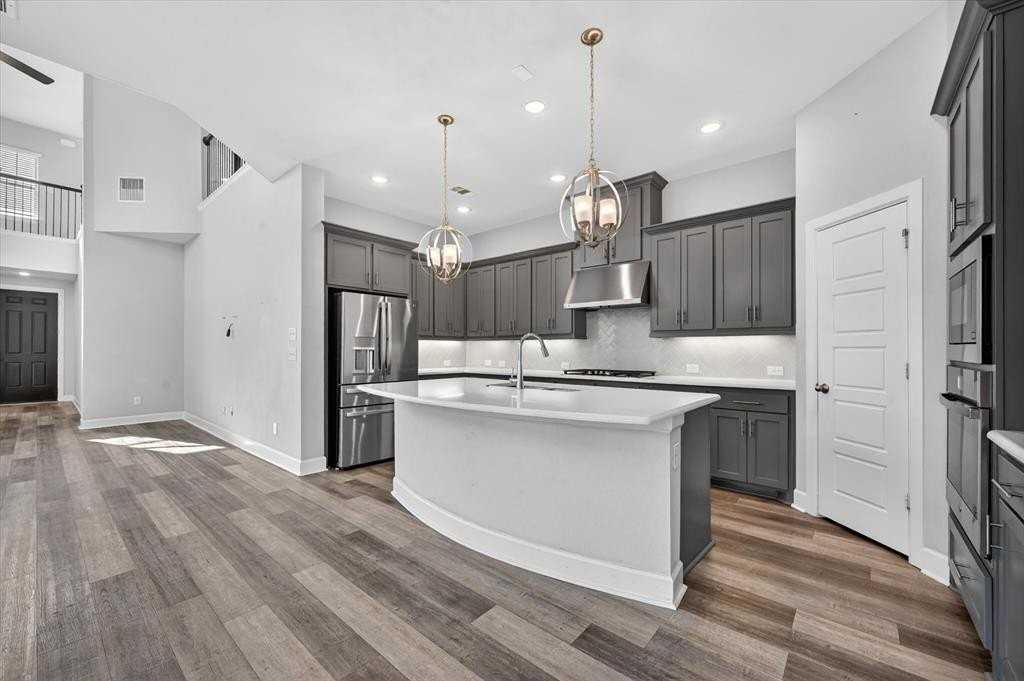 2028 Barbette St - Photo 7 of 25