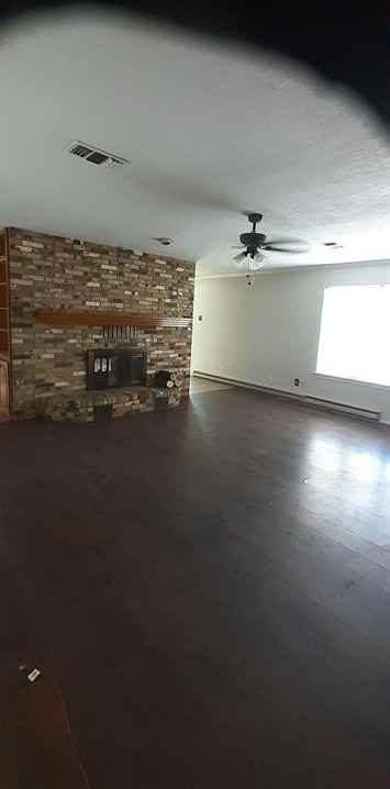 1202 Honeysuckle Dr - Photo 3 of 11