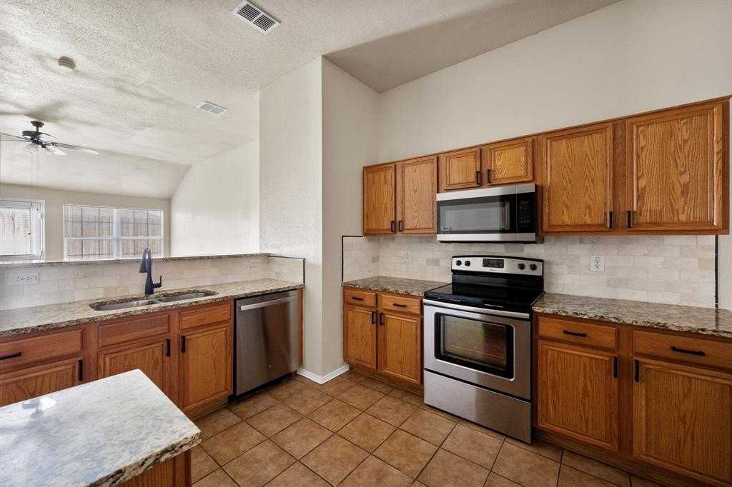 812 Sierra Cir - Photo 6 of 28