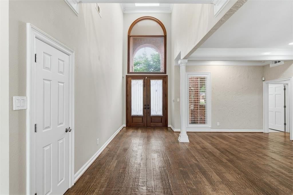 5304 Seascape Ln - Photo 2 of 24