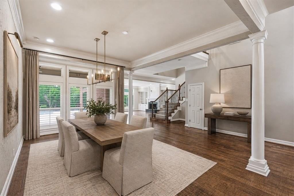 5304 Seascape Ln - Photo 3 of 24