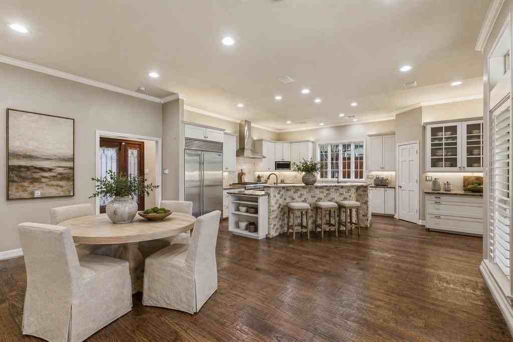 5304 Seascape Ln - Photo 5 of 24