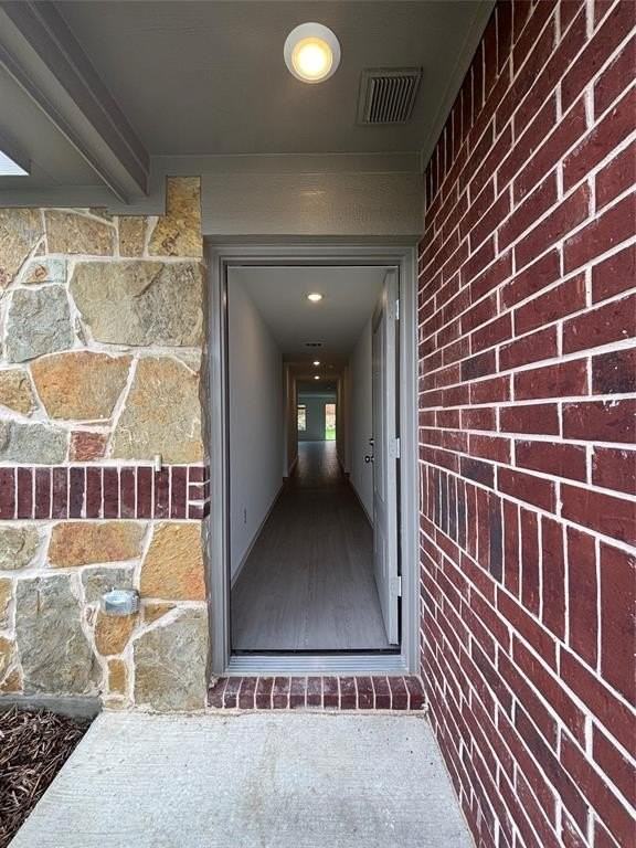 716 Haskell Dr - Photo 3 of 19