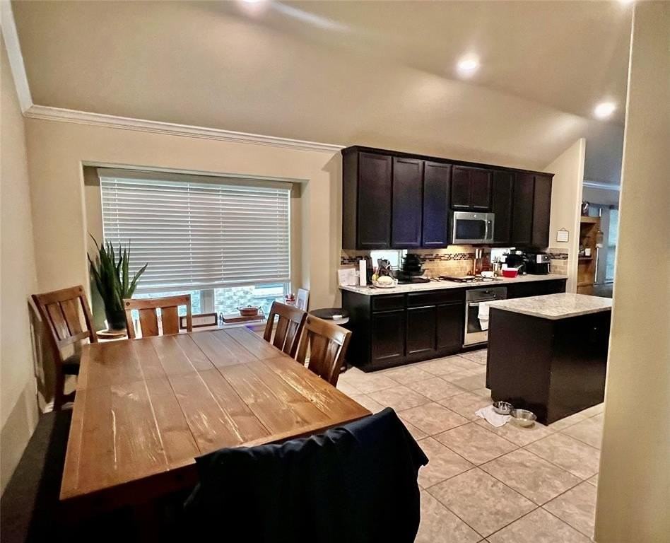 14657 Gilley Ln - Photo 5 of 16