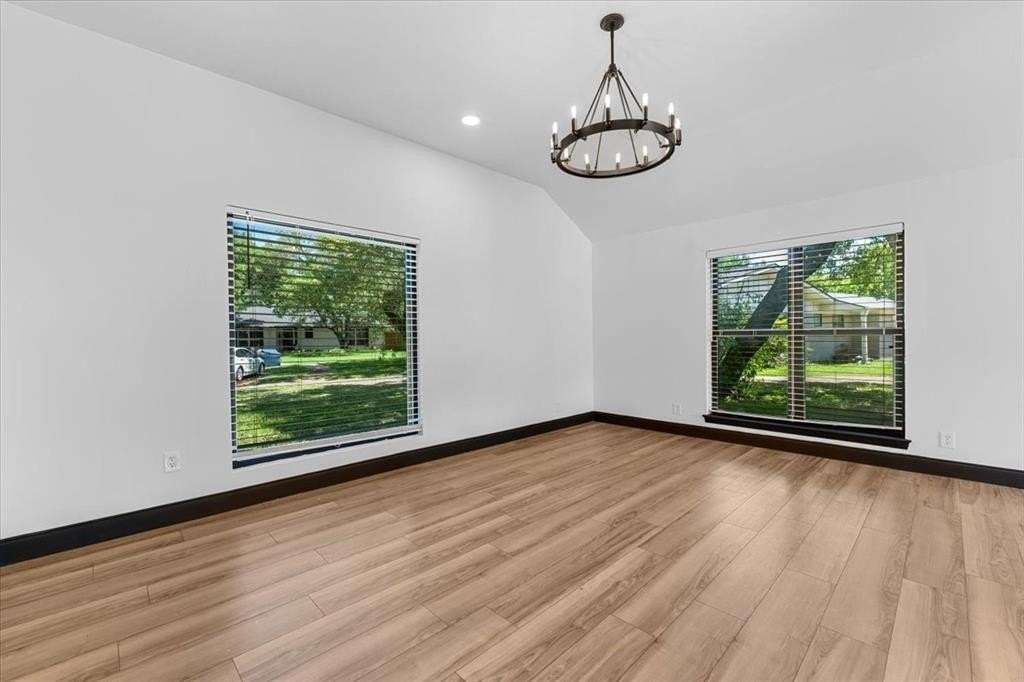 11238 Webb Chapel Ct - Photo 6 of 40