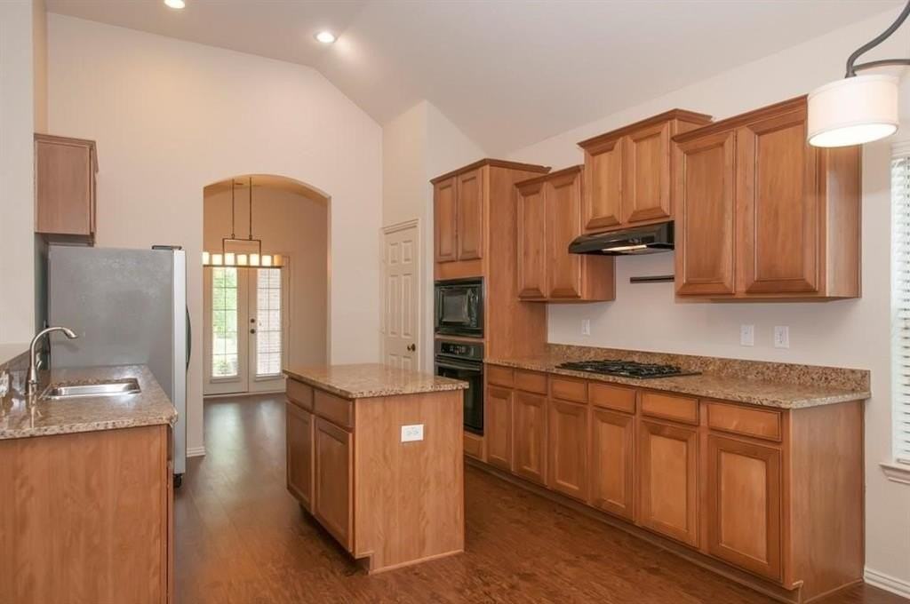 3417 Beekman Dr - Photo 7 of 32