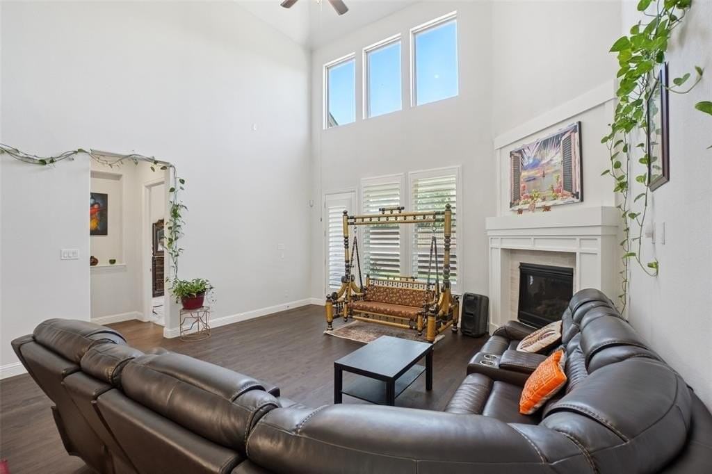 6209 Verbena Ln - Photo 6 of 38