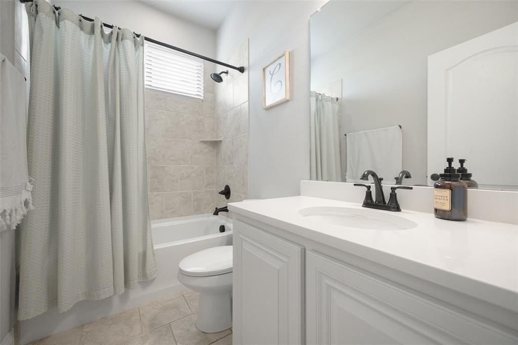 532 Thompson Dr - Photo 6 of 32