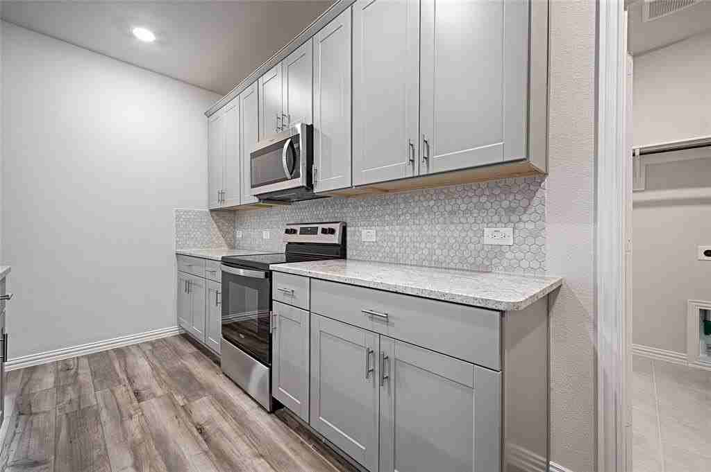 3110 Sedge Grass Dr - Photo 7 of 31