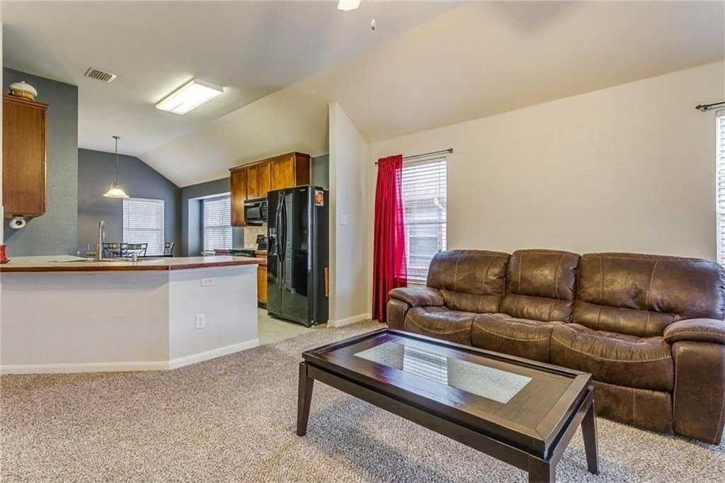 12128 Tacoma Ridge Dr - Photo 7 of 18