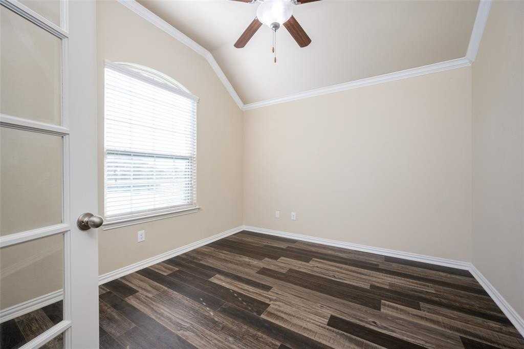 14805 Gilley Ln - Photo 3 of 20