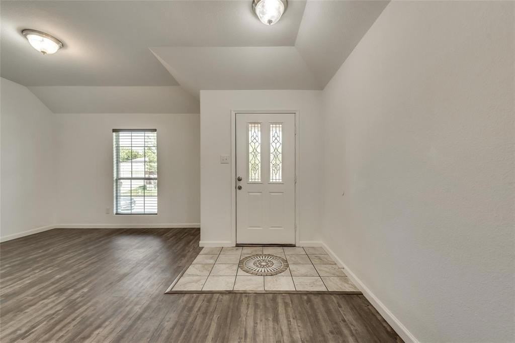 7463 Concordia Ln - Photo 2 of 19