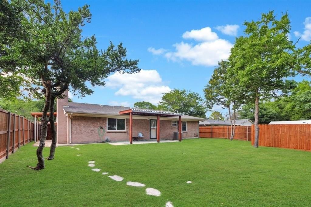 821 Wisteria Way - Photo 2 of 18