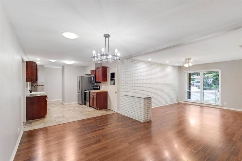 821 Wisteria Way - Photo 4 of 18