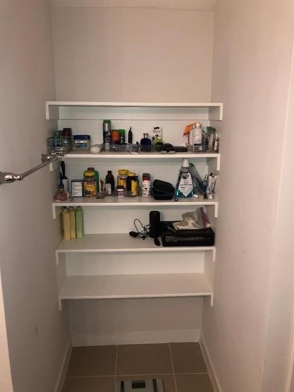 5133 Whiltmore Dr - Photo 3 of 10