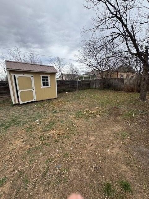 2718 S 11th St - Photo 2 of 13