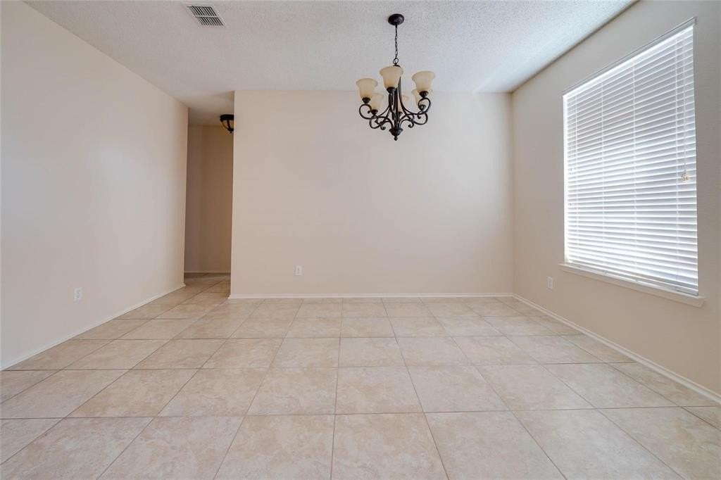 1519 Westfield Ln - Photo 3 of 18