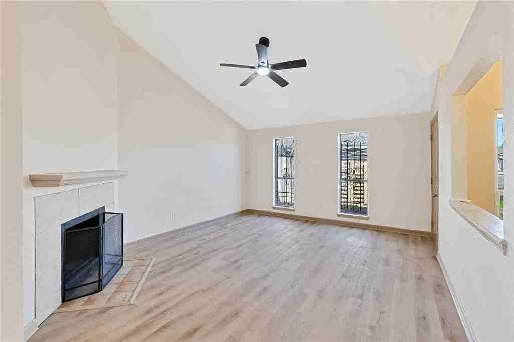 9456 Culberson St - Photo 3 of 22