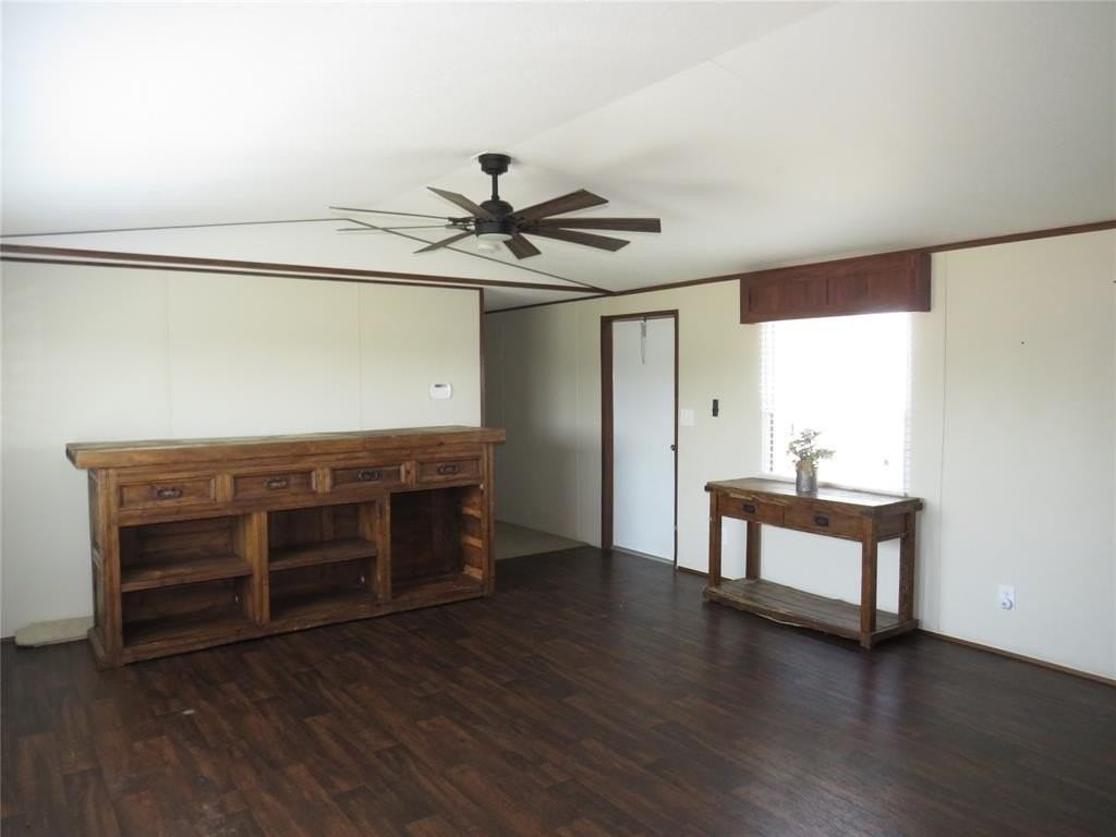 2191 Crockett St - Photo 5 of 24