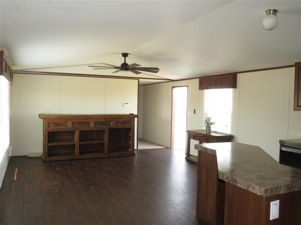 2191 Crockett St - Photo 7 of 24