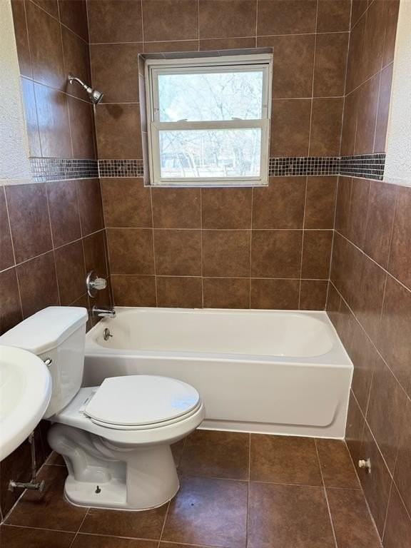 9020 Moran St - Photo 5 of 6