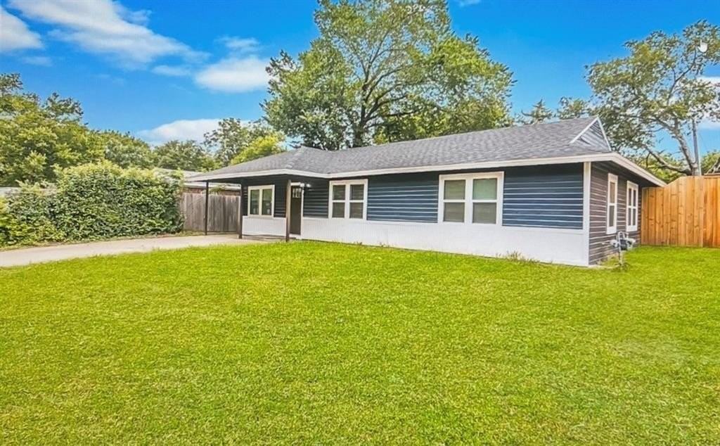 1709 Joyce St - Photo 3 of 22