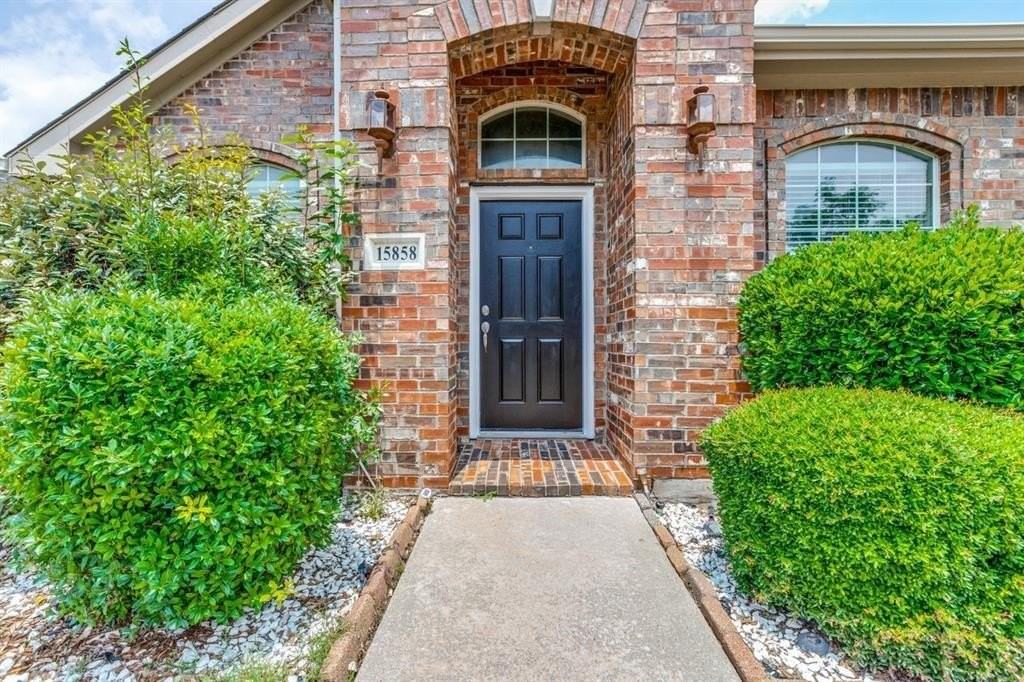 15858 Durango Dr - Photo 3 of 40