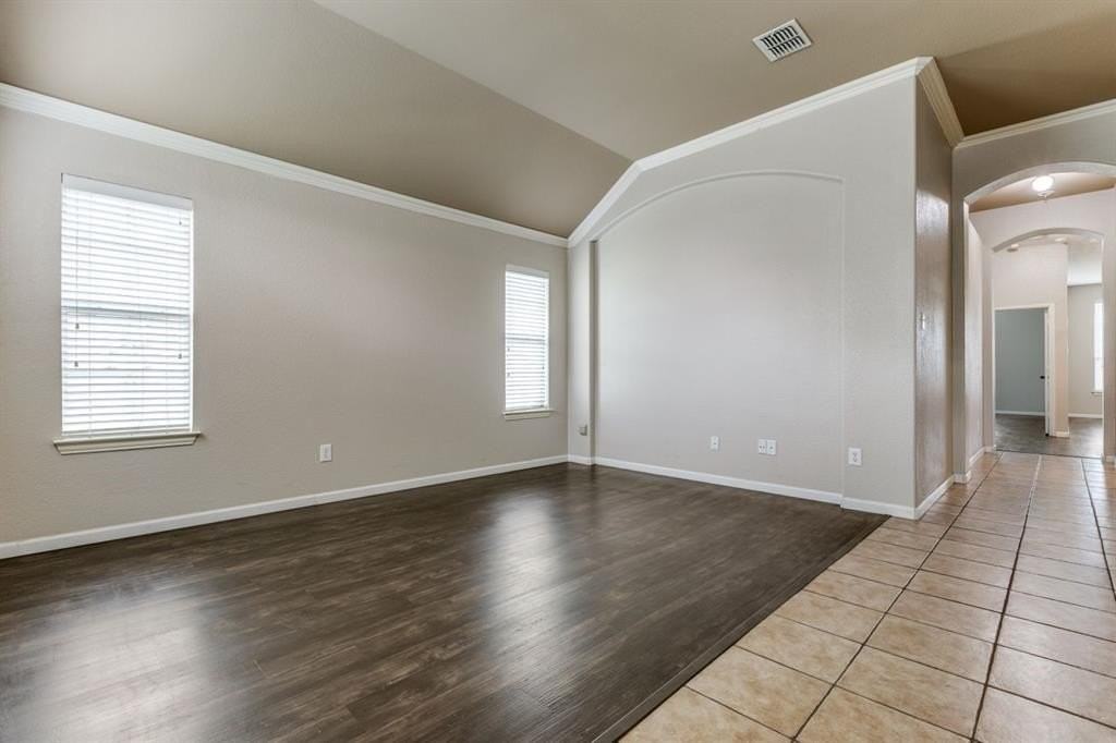 15858 Durango Dr - Photo 5 of 40