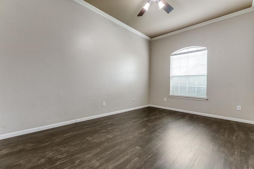 15858 Durango Dr - Photo 7 of 40