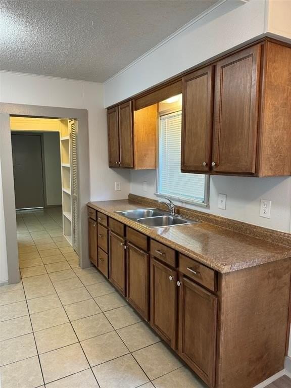 311 Bryan St - Photo 4 of 6