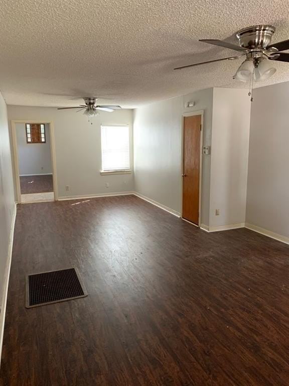 1504 Mccaulley St - Photo 4 of 7