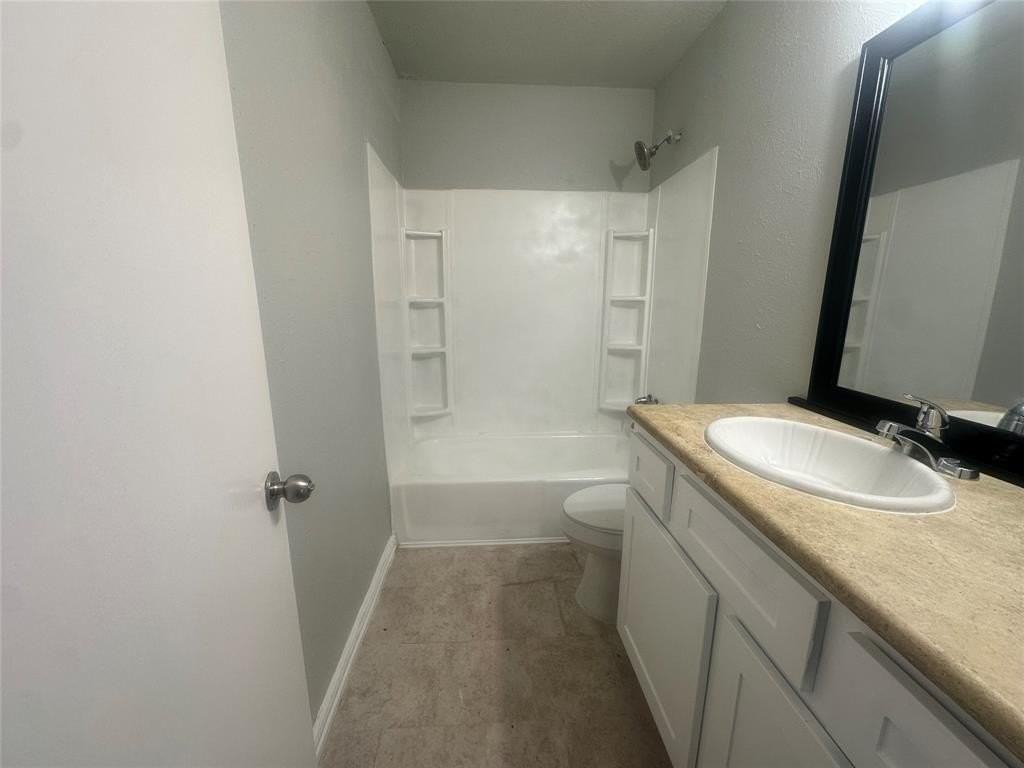 1408 15th Pl - Photo 7 of 9