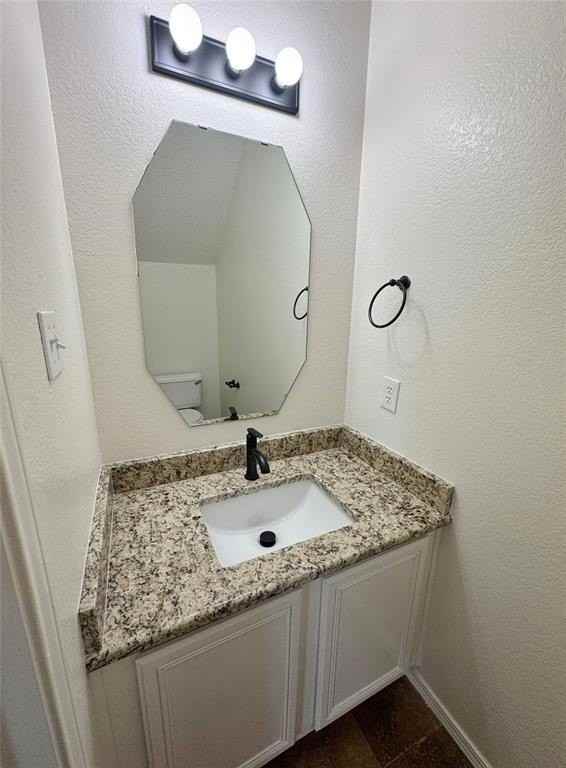 835 Rockett Ln - Photo 5 of 26