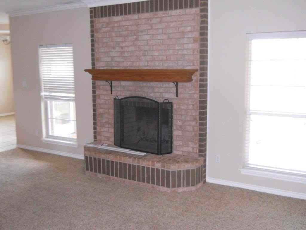 202 Ruger St - Photo 3 of 16