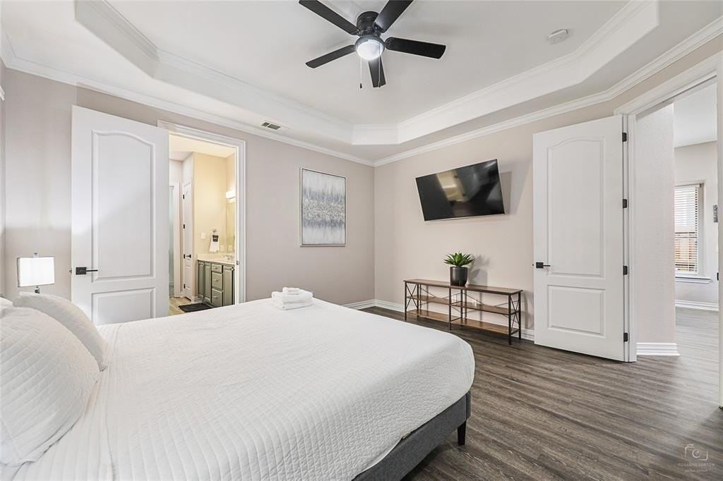 1460 Bristol Ln - Photo 6 of 23