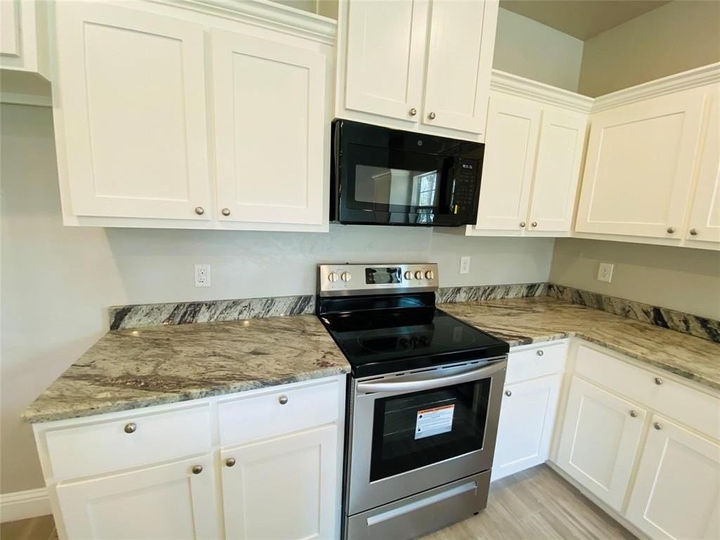 4102 Gordon St - Photo 5 of 13