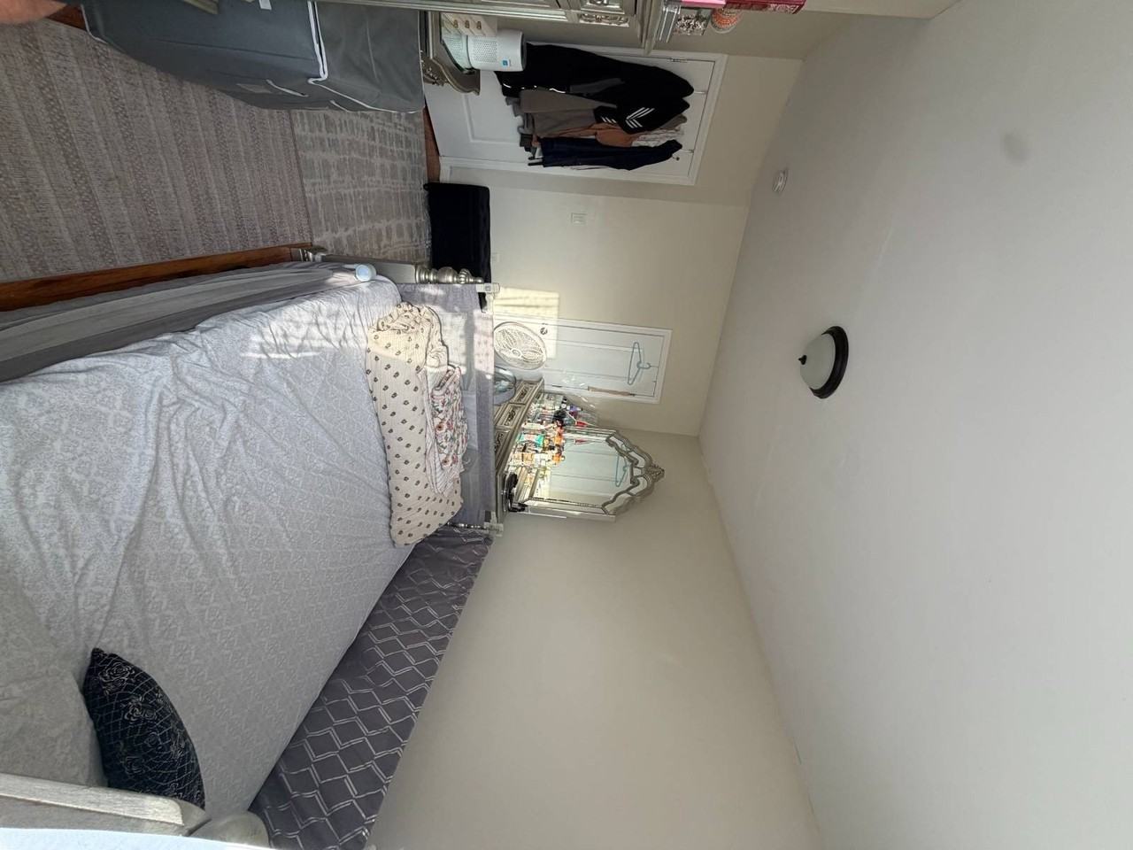 1141 Beach Ave #1 - Photo 5 of 6