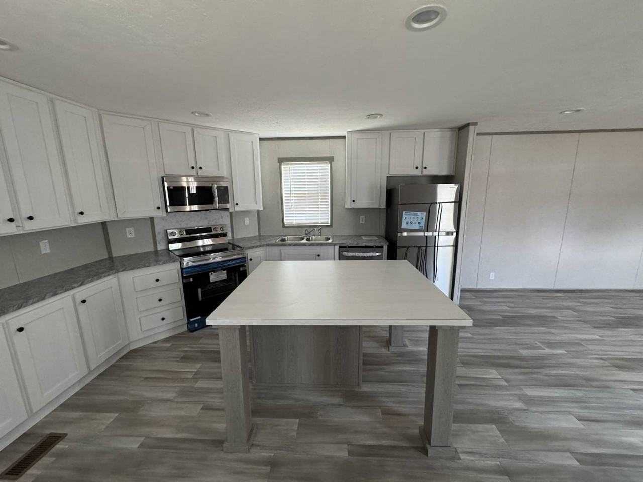 22 Whitlock Park Dr