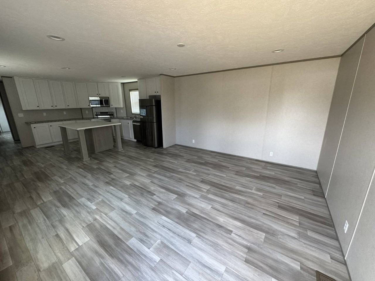 22 Whitlock Park Dr - Photo 4 of 10