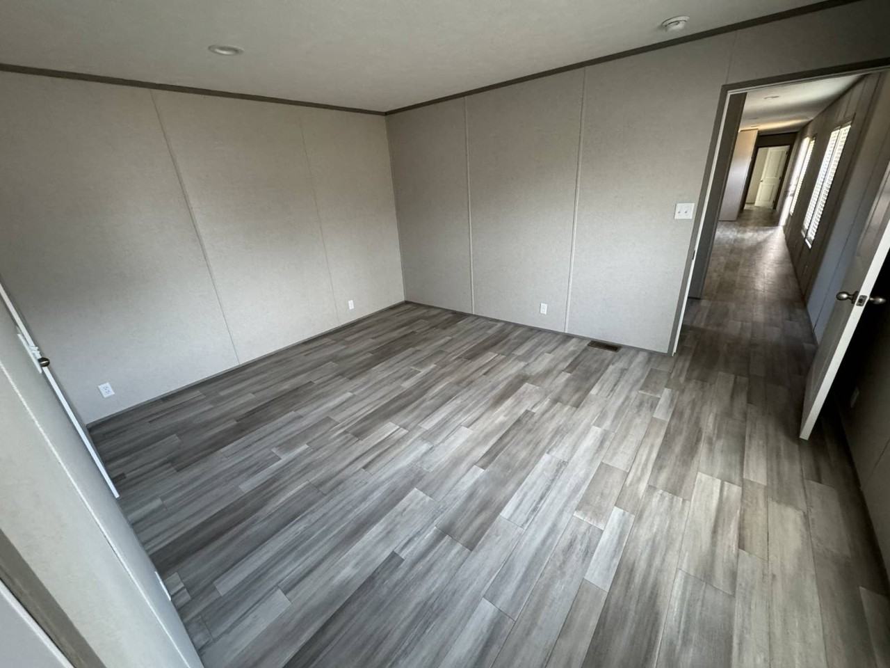 22 Whitlock Park Dr - Photo 6 of 10